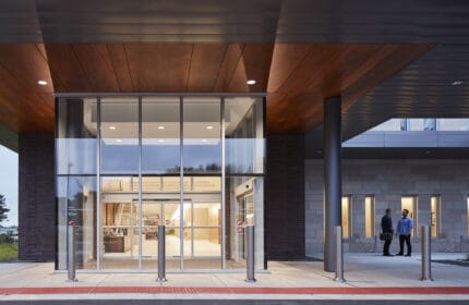 Advocate Medical Group - Libertyville Outpatient Center - Entrance