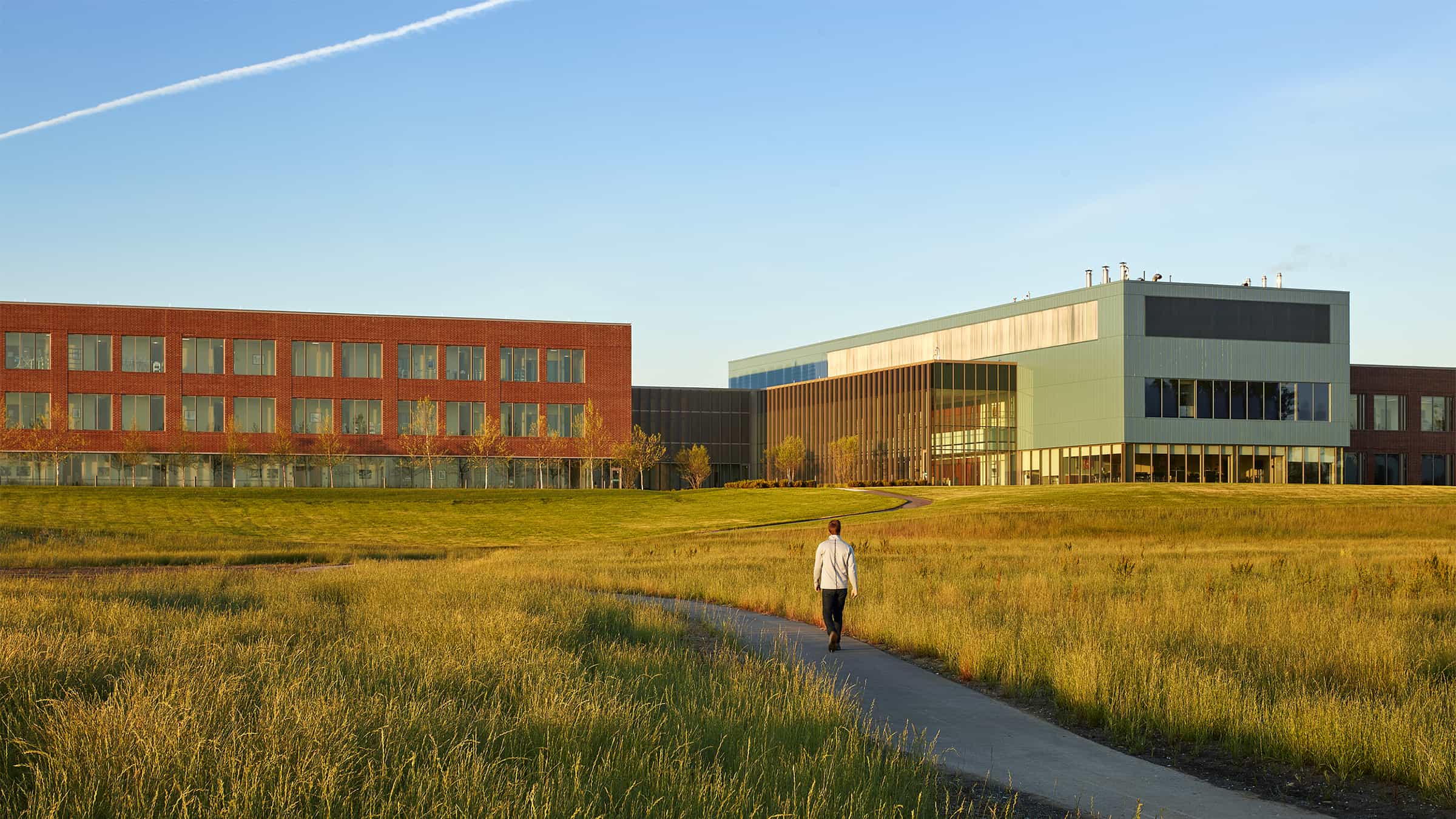 Aurora Health Care - Aurora Health Center - Pleasant Prairie Exterior with Walking Paths