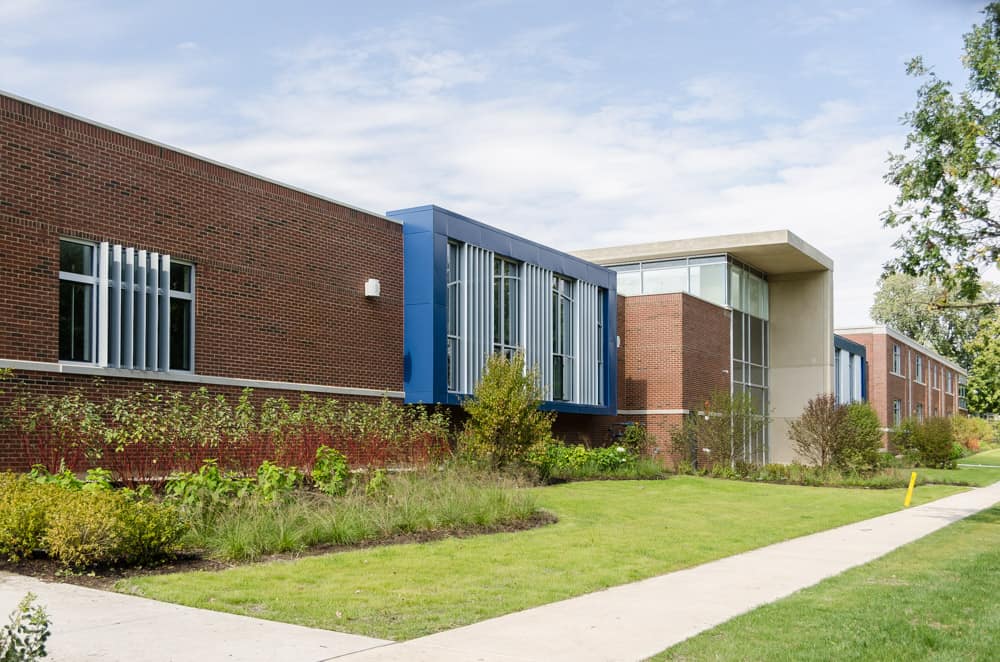 Aurora University - John C. Dunham STEM Partnership Exterior with Sidewalk