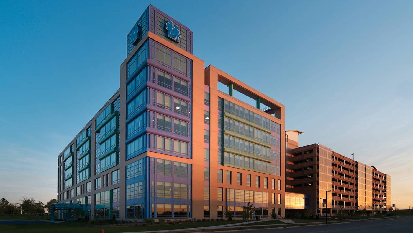 Children's Wisconsin - Corporate Center Exterior at Dusk