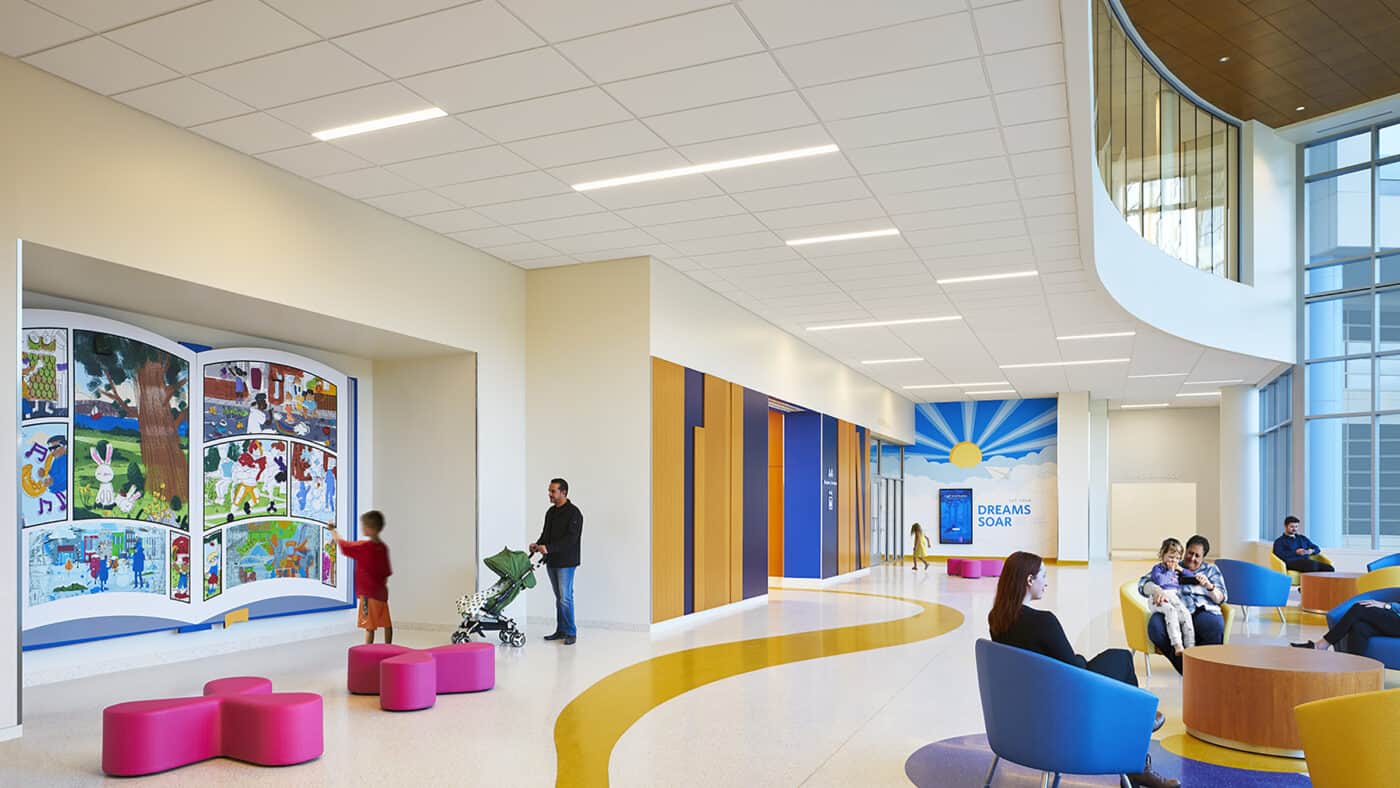 Children's Wisconsin - Craig Yabuki Tower Corridor and Seating Area with Wall Mural