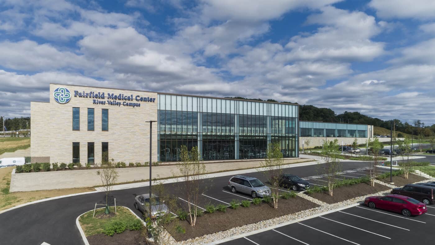 Fairfield Medical Center - River Valley Campus - Building Exterior with Parking