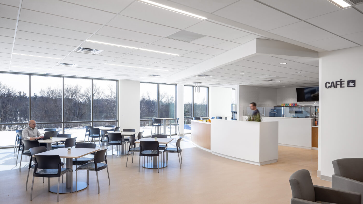 Marshfield Medical Center – Ladysmith: Lobby